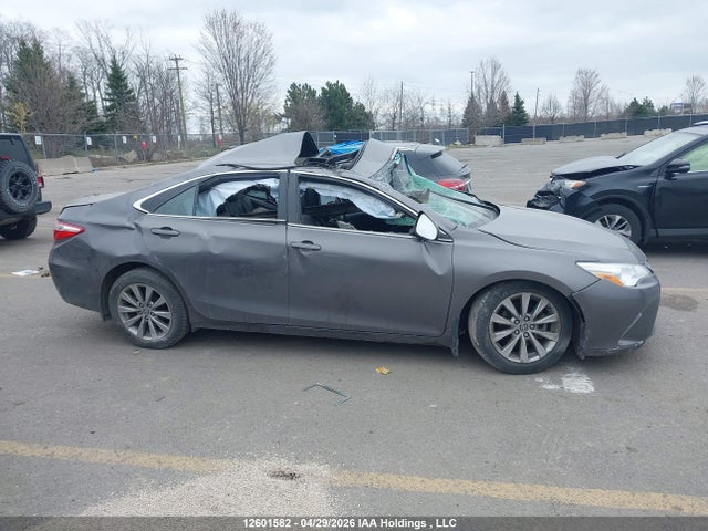 12601582 :رقم المزاد ، 4T1BF1FK2HU663284 vin ، 2017 Toyota Camry مزاد بيع