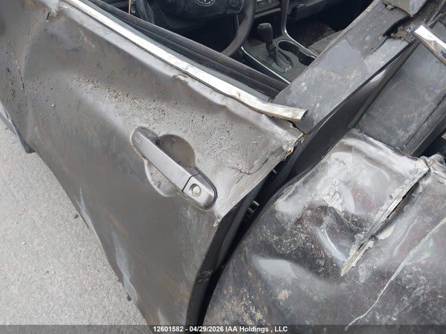 12601582 :رقم المزاد ، 4T1BF1FK2HU663284 vin ، 2017 Toyota Camry مزاد بيع