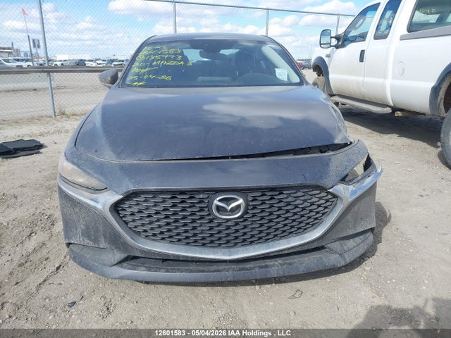 2020 Mazda 3 მანქანა იყიდება აუქციონზე, vin: 3MZBPAB73LM135993, აუქციონის ნომერი: 12601583