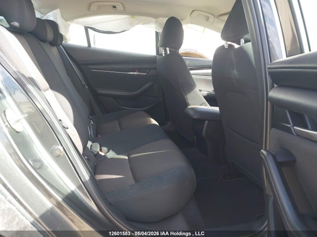 2020 Mazda 3 მანქანა იყიდება აუქციონზე, vin: 3MZBPAB73LM135993, აუქციონის ნომერი: 12601583
