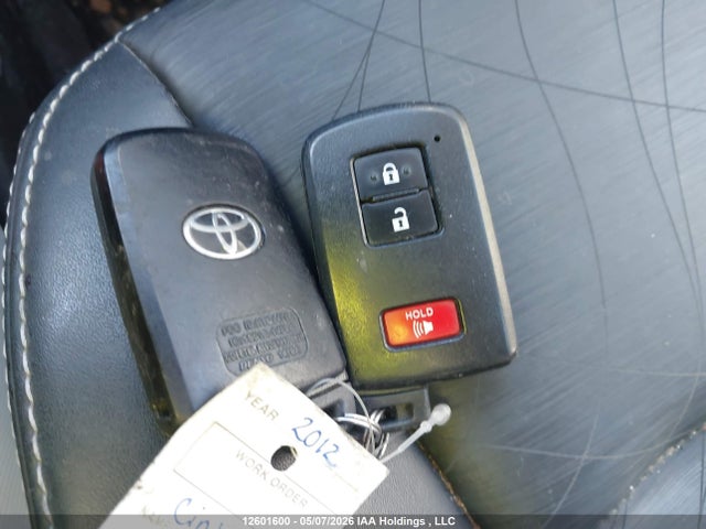 12601600 :رقم المزاد ، JTDKDTB3XC1027954 vin ، 2012 Toyota Prius C مزاد بيع