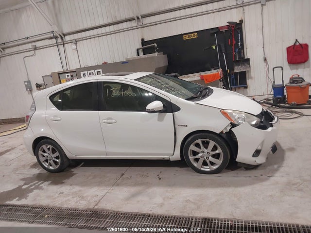 12601600 :رقم المزاد ، JTDKDTB3XC1027954 vin ، 2012 Toyota Prius C مزاد بيع