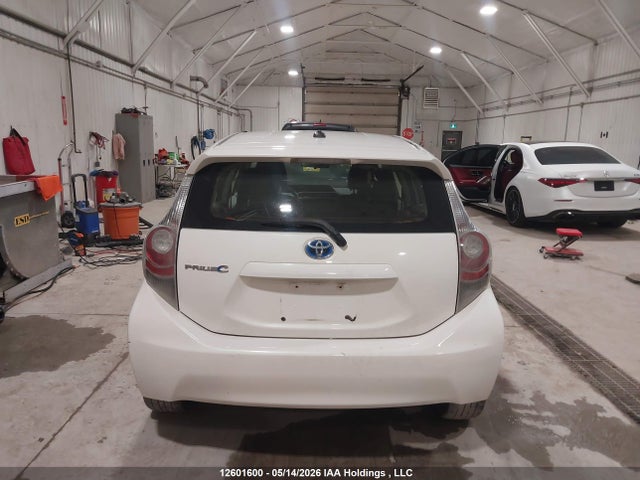 12601600 :رقم المزاد ، JTDKDTB3XC1027954 vin ، 2012 Toyota Prius C مزاد بيع