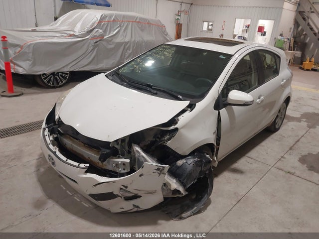 12601600 :رقم المزاد ، JTDKDTB3XC1027954 vin ، 2012 Toyota Prius C مزاد بيع