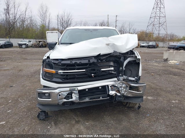 1FTFW3L8XRKD61989 Ford F150 Xlt