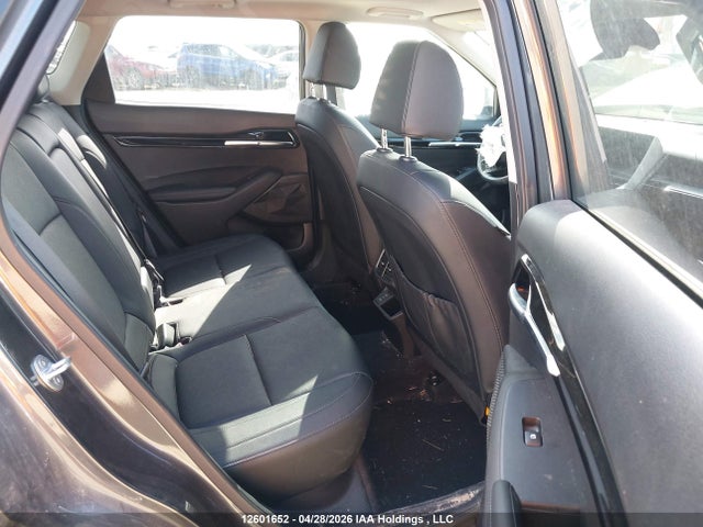 KNDEUCAAXR7520343 KIA SELTOS EX