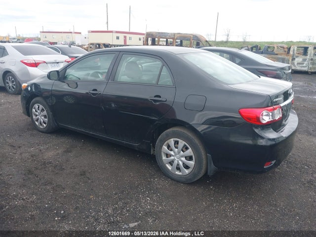 2013 Toyota Corolla Ce მანქანა იყიდება აუქციონზე, vin: 2T1BU4EEXDC005808, აუქციონის ნომერი: 12601669