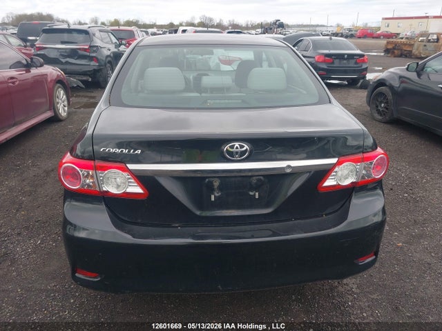 2013 Toyota Corolla Ce მანქანა იყიდება აუქციონზე, vin: 2T1BU4EEXDC005808, აუქციონის ნომერი: 12601669