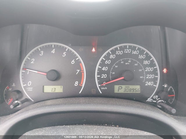 2013 Toyota Corolla Ce მანქანა იყიდება აუქციონზე, vin: 2T1BU4EEXDC005808, აუქციონის ნომერი: 12601669