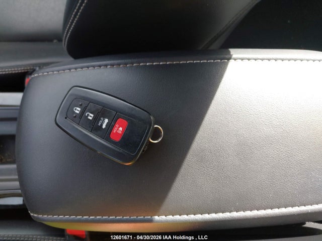 2022 Toyota Corolla მანქანა იყიდება აუქციონზე, vin: JTDBAMDE3NJ058074, აუქციონის ნომერი: 12601671