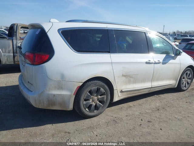 Chrysler Pacifica Hybrid Limited 2018 2C4RC1N74JR136469 Image 6