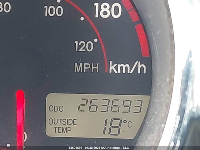 12601696 :رقم المزاد ، 2T1KR32E54C825729 vin ، 2004 Toyota Corolla Matrix Xr مزاد بيع