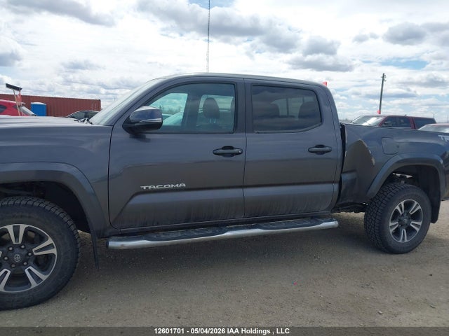 Aukcja sprzedaży 2017 Toyota Tacoma Trd Off Road/trd Sport, vin: 5TFDZ5BN4HX026729, numer aukcji: 12601701