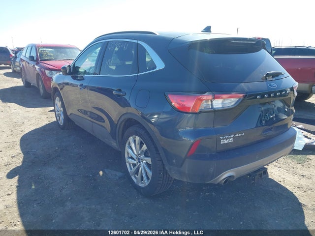 1FMCU9DZ4NUA21816 Ford Escape Titanium Hybrid