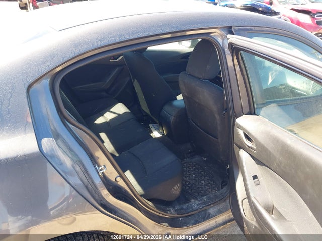 JM1BM1U71E1165292 Mazda Mazda3 Gx-sky
