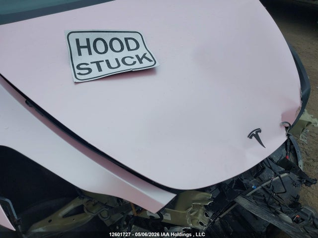 12601727 :رقم المزاد ، LRWYGDEE2PC137229 vin ، 2023 Tesla Model Y Long Range مزاد بيع