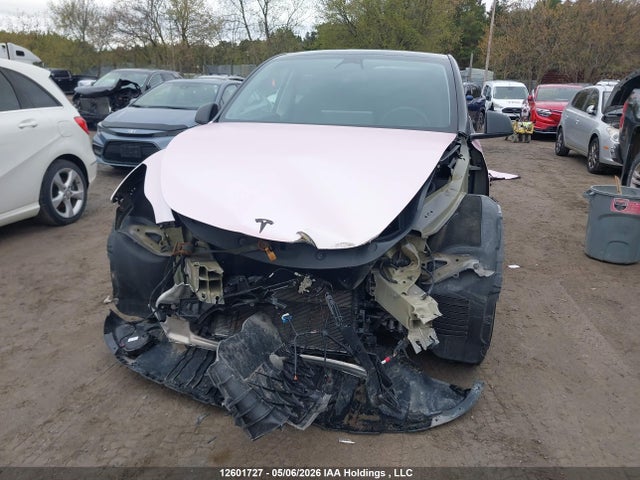 12601727 :رقم المزاد ، LRWYGDEE2PC137229 vin ، 2023 Tesla Model Y Long Range مزاد بيع