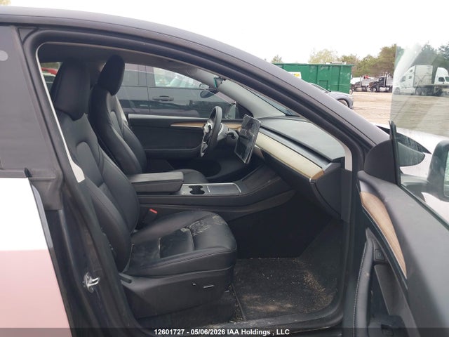 12601727 :رقم المزاد ، LRWYGDEE2PC137229 vin ، 2023 Tesla Model Y Long Range مزاد بيع