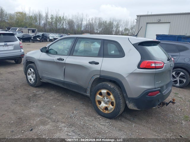 1C4PJMAB3GW341743 Jeep Cherokee Sport
