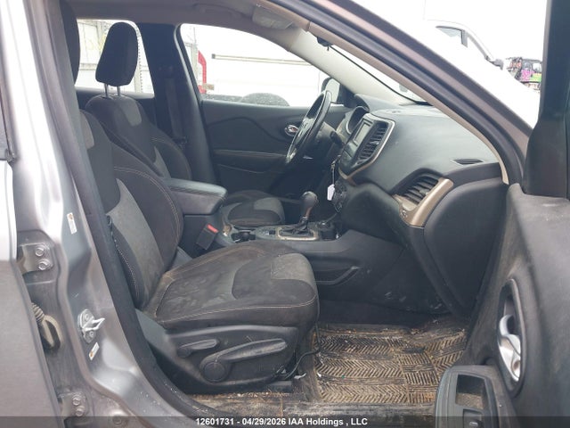 1C4PJMAB3GW341743 Jeep Cherokee Sport