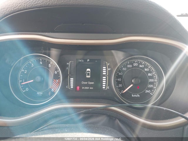 Продаж на аукціоні авто 2014 Jeep Cherokee Latitude, vin: 1C4PJLCS1EW102132, номер лоту: 12601733