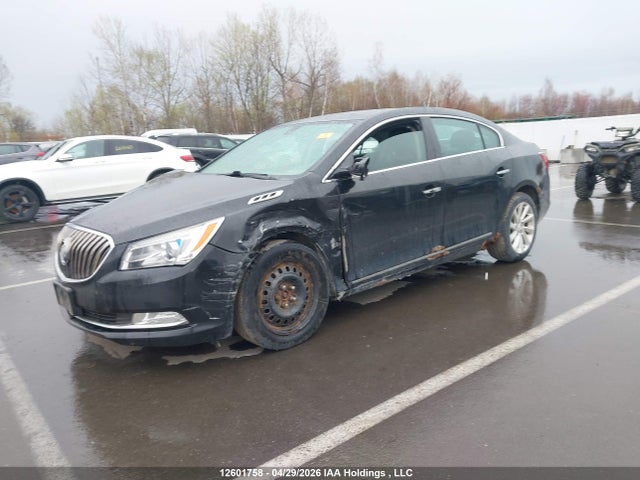 Buick Lacrosse 2015 1G4GB5G33FF239372 Image 2