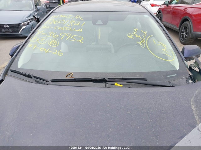 12601821 :رقم المزاد ، 5YFBPMBEXNP369952 vin ، 2022 Toyota Corolla مزاد بيع