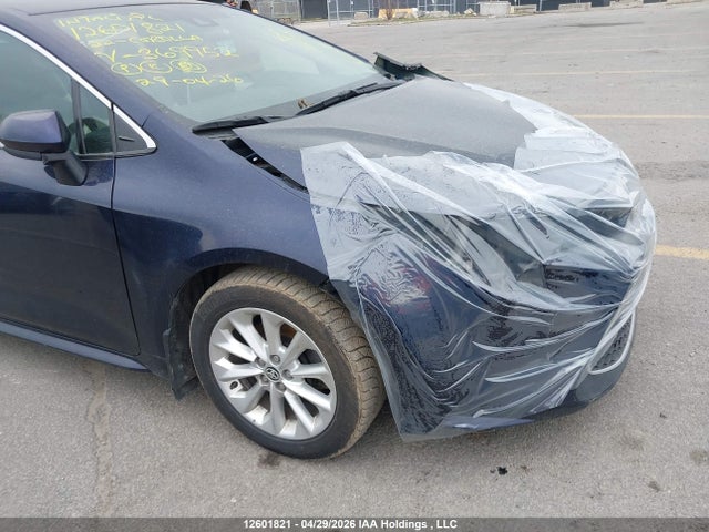 12601821 :رقم المزاد ، 5YFBPMBEXNP369952 vin ، 2022 Toyota Corolla مزاد بيع