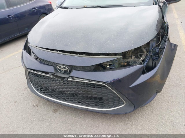 12601821 :رقم المزاد ، 5YFBPMBEXNP369952 vin ، 2022 Toyota Corolla مزاد بيع