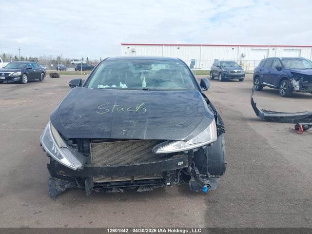 KMHD84LF7LU061405 Hyundai Elantra Preferred With Sun And Safety Package Auto Ivt
