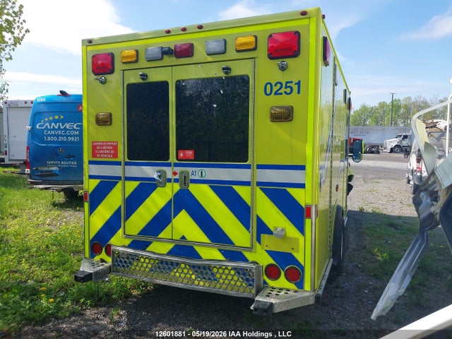 Продаж на аукціоні авто 2019 Ford Econoline E350 Super Duty Cutaway Van, vin: 1FDWE3FS2KDC62695, номер лоту: 12601881