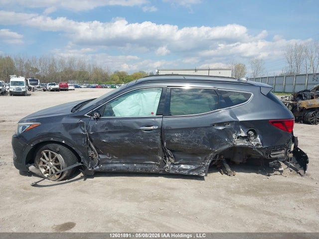 5XYZUDLA2HG461472 Hyundai SANTA FE SPORT