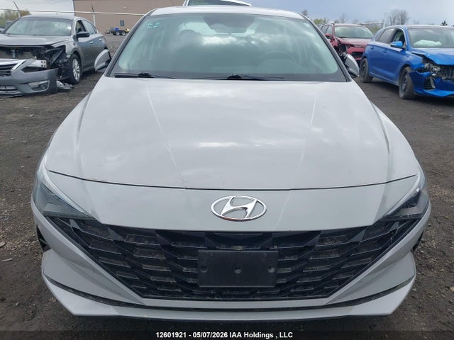 12601921 :رقم المزاد ، KMHLM4AG0NU333377 vin ، 2022 Hyundai Elantra Preferred Ivt With Sun And Tech Package مزاد بيع
