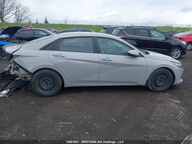 12601921 :رقم المزاد ، KMHLM4AG0NU333377 vin ، 2022 Hyundai Elantra Preferred Ivt With Sun And Tech Package مزاد بيع