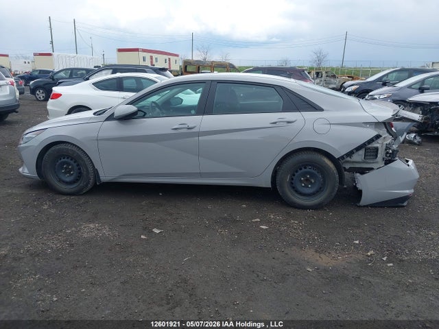 12601921 :رقم المزاد ، KMHLM4AG0NU333377 vin ، 2022 Hyundai Elantra Preferred Ivt With Sun And Tech Package مزاد بيع