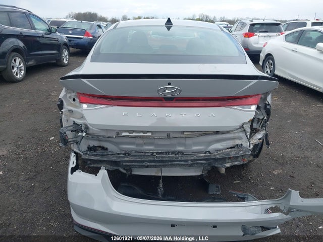 12601921 :رقم المزاد ، KMHLM4AG0NU333377 vin ، 2022 Hyundai Elantra Preferred Ivt With Sun And Tech Package مزاد بيع