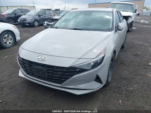 12601921 :رقم المزاد ، KMHLM4AG0NU333377 vin ، 2022 Hyundai Elantra Preferred Ivt With Sun And Tech Package مزاد بيع