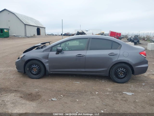 2015 Honda Civic Touring მანქანა იყიდება აუქციონზე, vin: 2HGFB2F73FH038980, აუქციონის ნომერი: 12601922