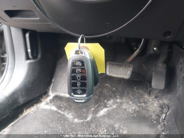 KMHLM4AG5PU381976 Hyundai Elantra Preferred Ivt