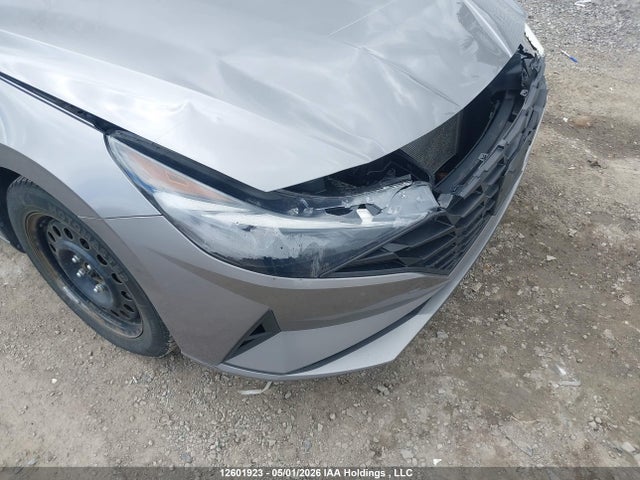 KMHLM4AG5PU381976 Hyundai Elantra Preferred Ivt