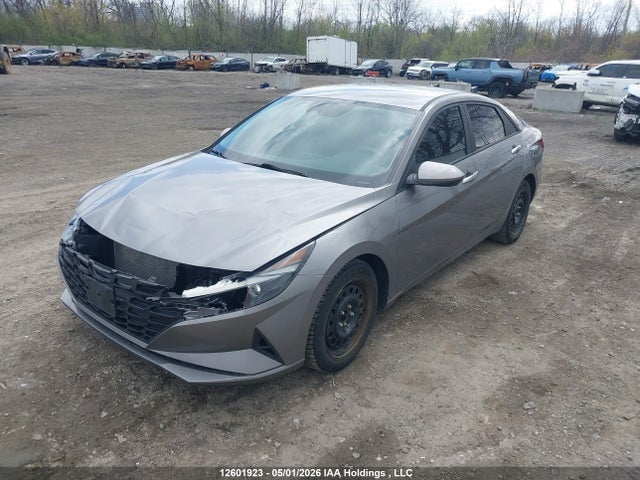 KMHLM4AG5PU381976 Hyundai Elantra Preferred Ivt