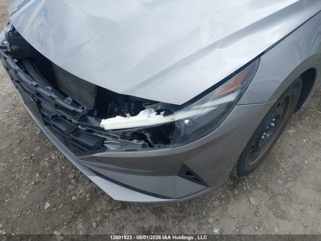 KMHLM4AG5PU381976 Hyundai Elantra Preferred Ivt