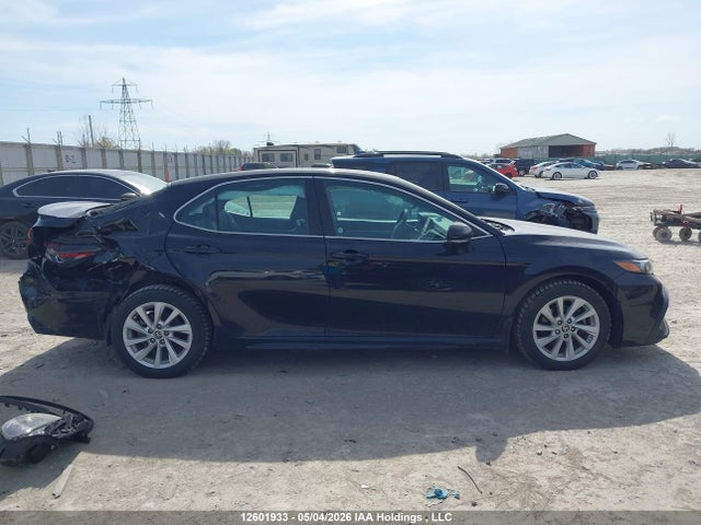 4T1G11AKXNU661273 Toyota Camry