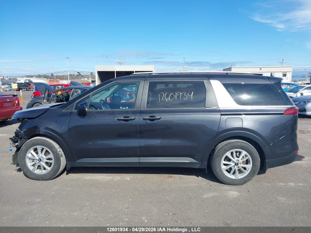 2024 Kia Carnival Lx მანქანა იყიდება აუქციონზე, vin: KNDNB5H39R6399884, აუქციონის ნომერი: 12601934