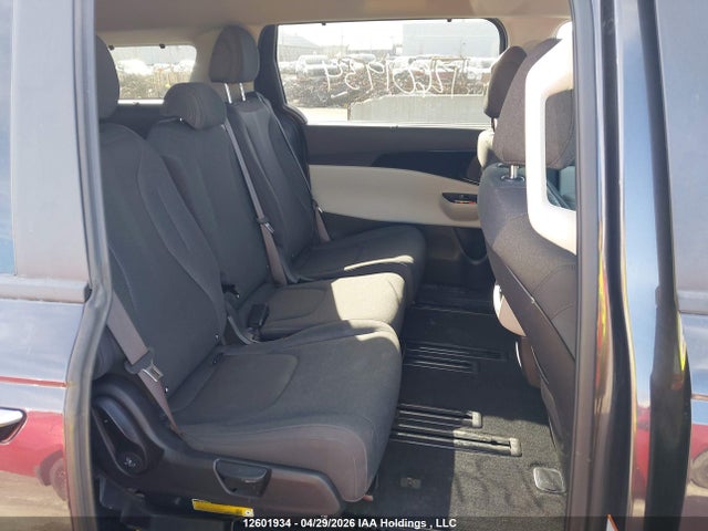 2024 Kia Carnival Lx მანქანა იყიდება აუქციონზე, vin: KNDNB5H39R6399884, აუქციონის ნომერი: 12601934