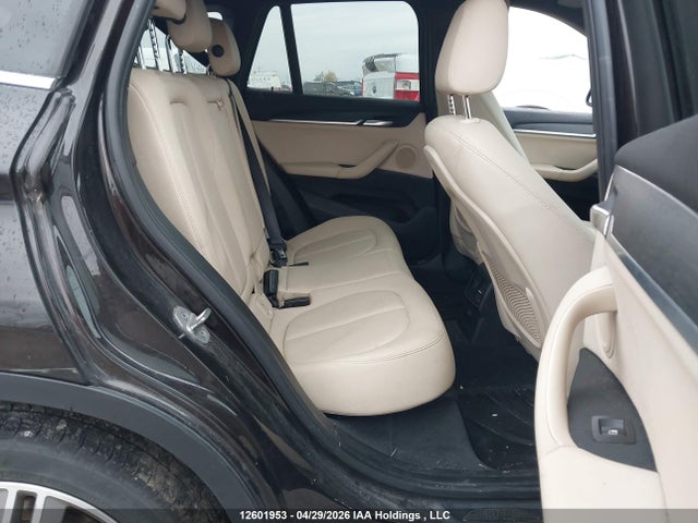 WBXHT3C30J5K26192 BMW X1 Xdrive28i