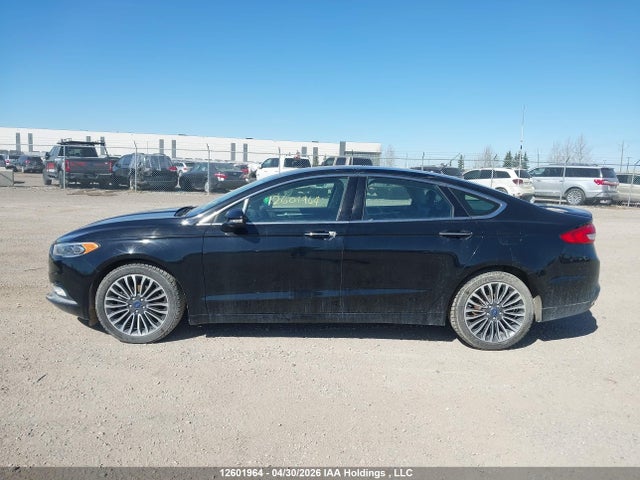 2017 Ford Fusion Titanium მანქანა იყიდება აუქციონზე, vin: 3FA6P0D94HR147700, აუქციონის ნომერი: 12601964