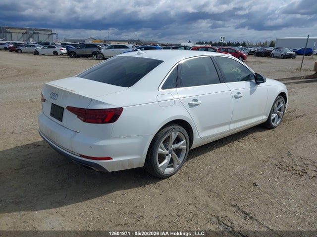 2019 Audi A4 Allroad 45 Progressiv მანქანა იყიდება აუქციონზე, vin: WAUBNAF41KA100192, აუქციონის ნომერი: 12601971