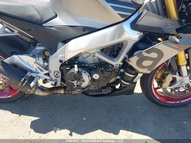 ZD4TYU000GS000242 Aprilia Tuono V4 1100 Rr
