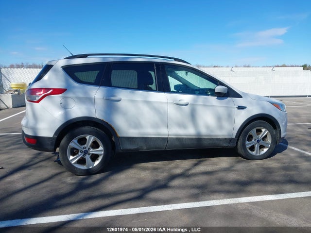 2014 Ford Escape Se მანქანა იყიდება აუქციონზე, vin: 1FMCU9G90EUE16636, აუქციონის ნომერი: 12601974